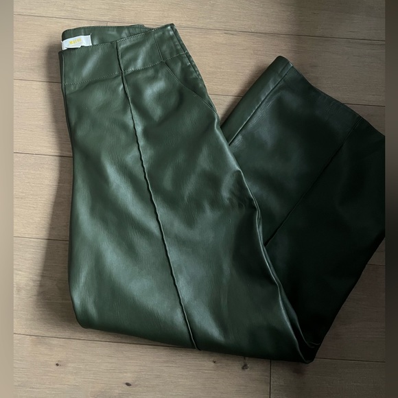 Anthropologie - Maeve Faux Leather olive green Pants - Picture 4 of 5